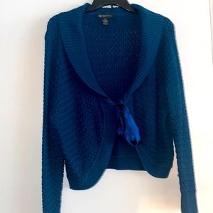 Bow tie cardigans waist size worn once like new